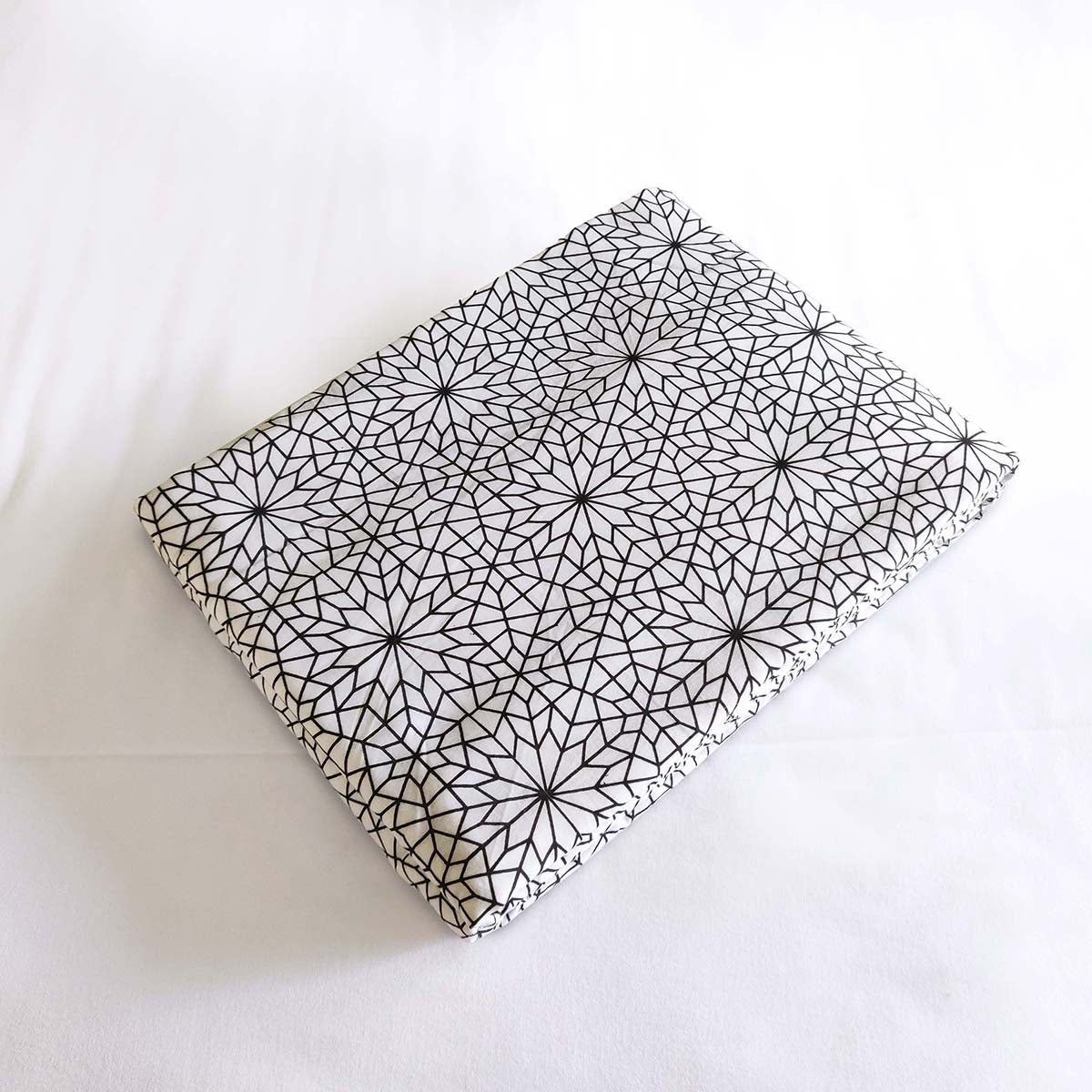 Black White Moroccan 3‑Layer Cotton Dohar Blanket – Soft Stylish