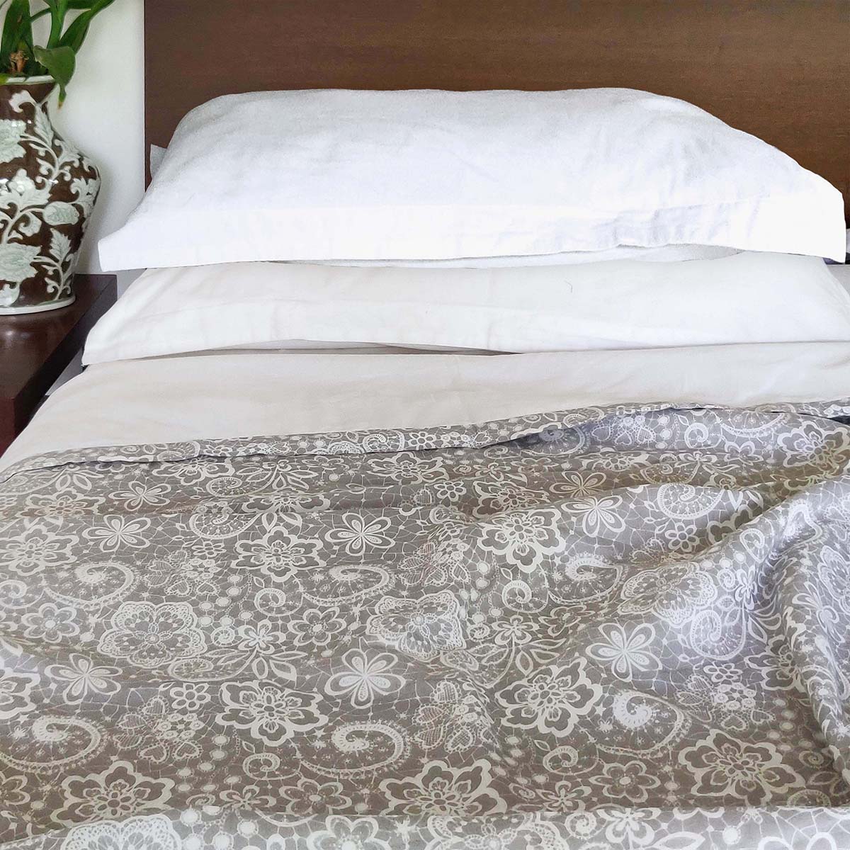 Grey Lace Print Triple-Layer Soft Cotton Blanket – Cozy Dohar