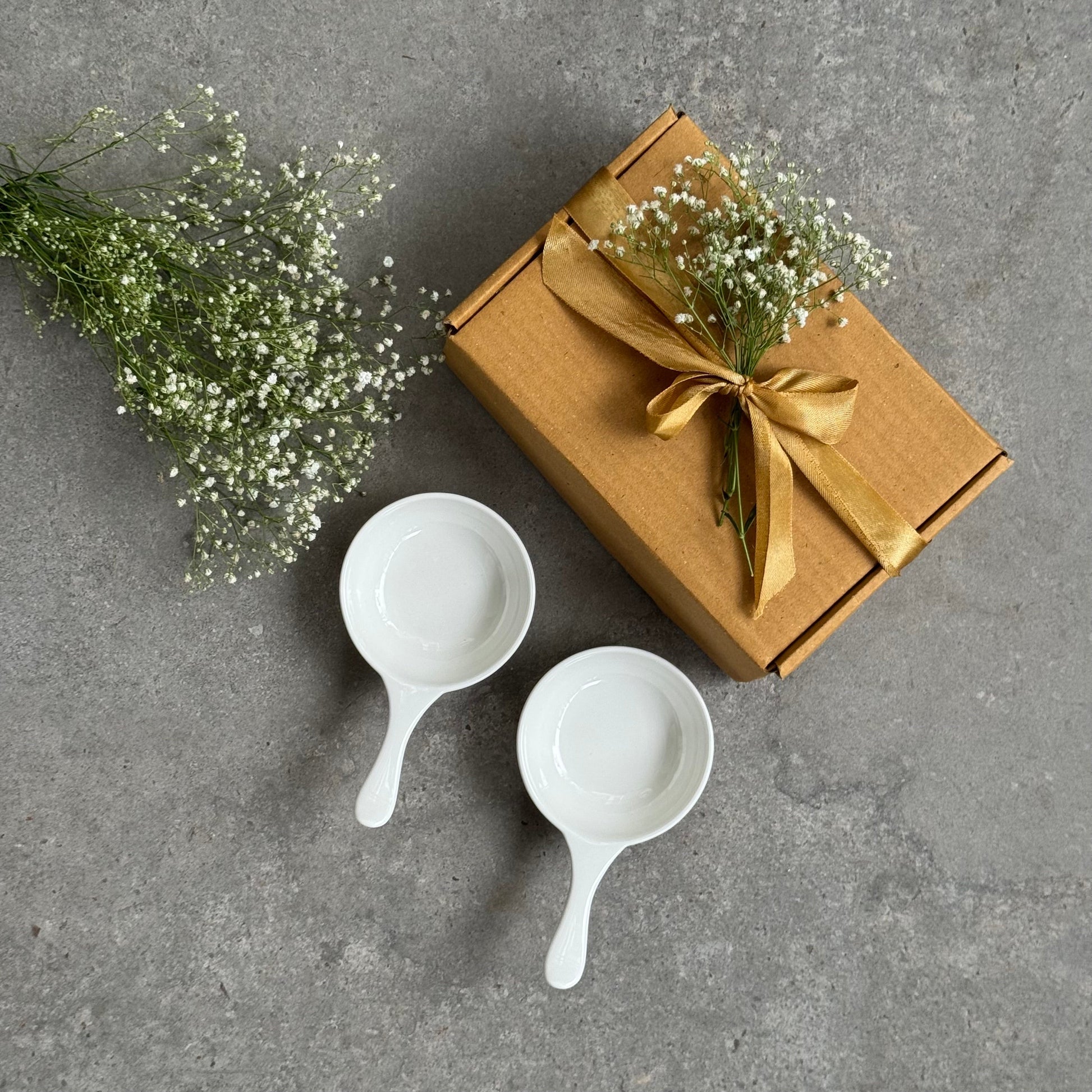 Pebble Stoneware Bowls Gift Set – Two Matte Olive & White