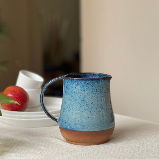 Cascade Handcrafted Ceramic Carafe – Elegant 1000ml Vessel