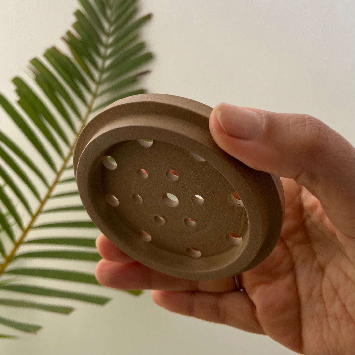 Foraging Garden Tilt Vase – Matte Black Clay Earthy Brown