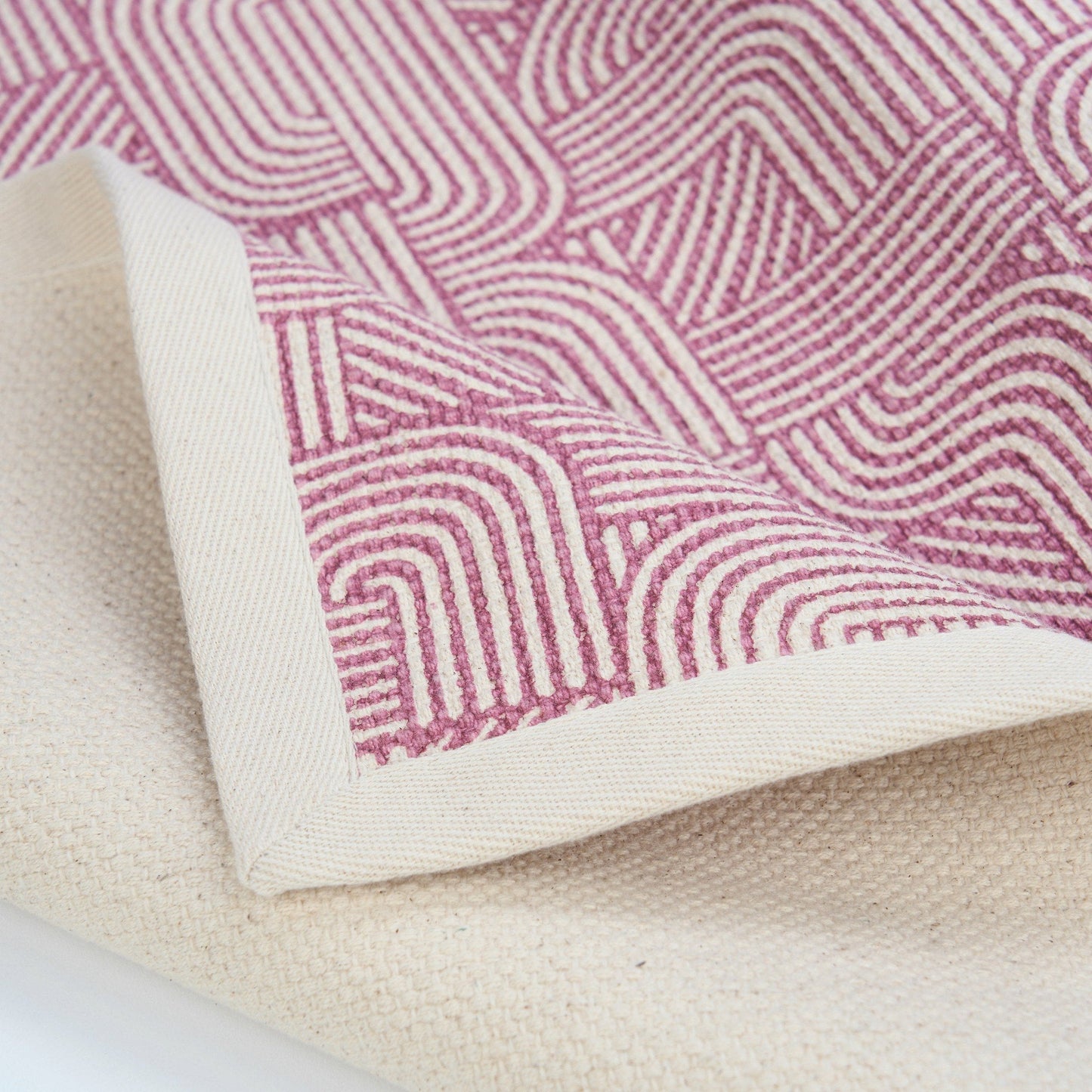 Modern Retro Blush Cotton Rug with Curved Stripe Design