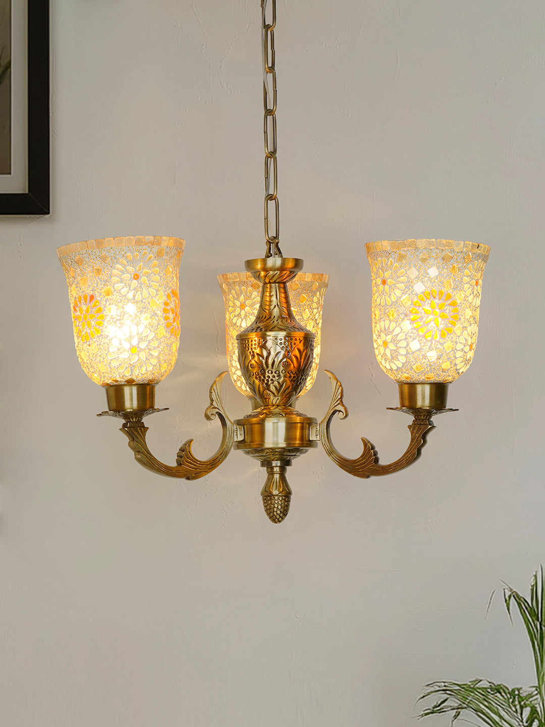 Brass Antique 3-Light Chandelier – 53.3 cm