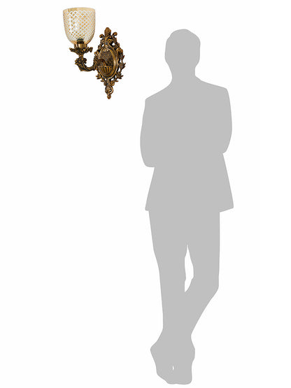 Brass Antique Glass Aluminium 1-Light Wall Sconce – 39.4 cm