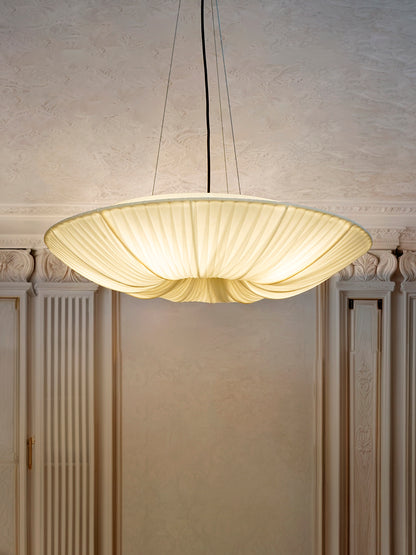 White Fabric 5-Light Saucer Pendant Light – 61 cm