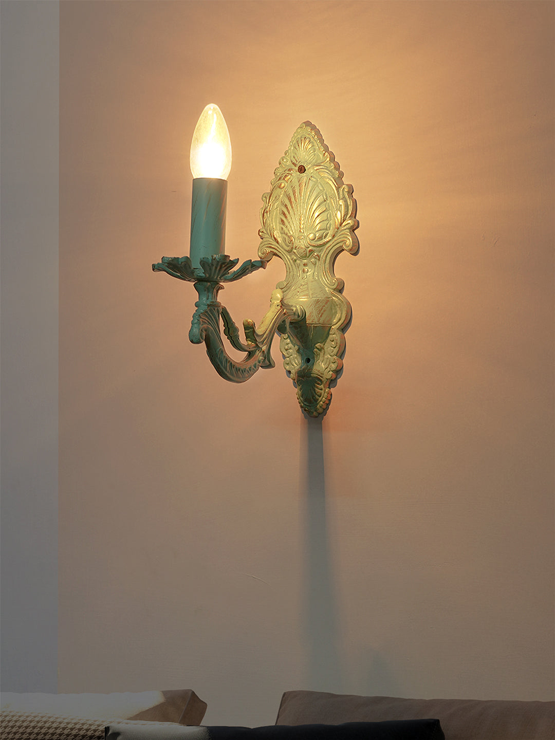 Distressed Green Cast Aluminium 1-Light Candelabra Wall Sconce – 27.2 cm