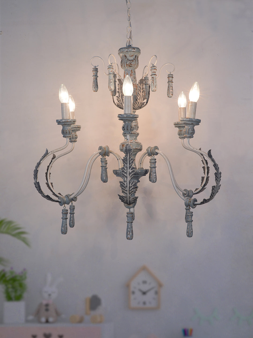Distressed Grey Wood 6-Light Chandelier – 76.2 cm