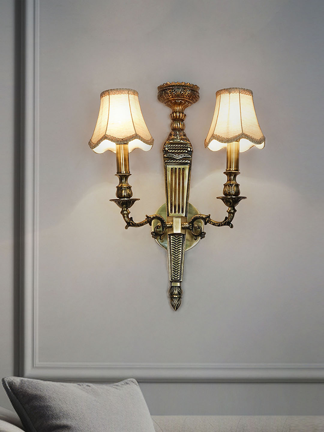 Brass Antique Aluminium 2-Light Wall Sconce – 61 cm
