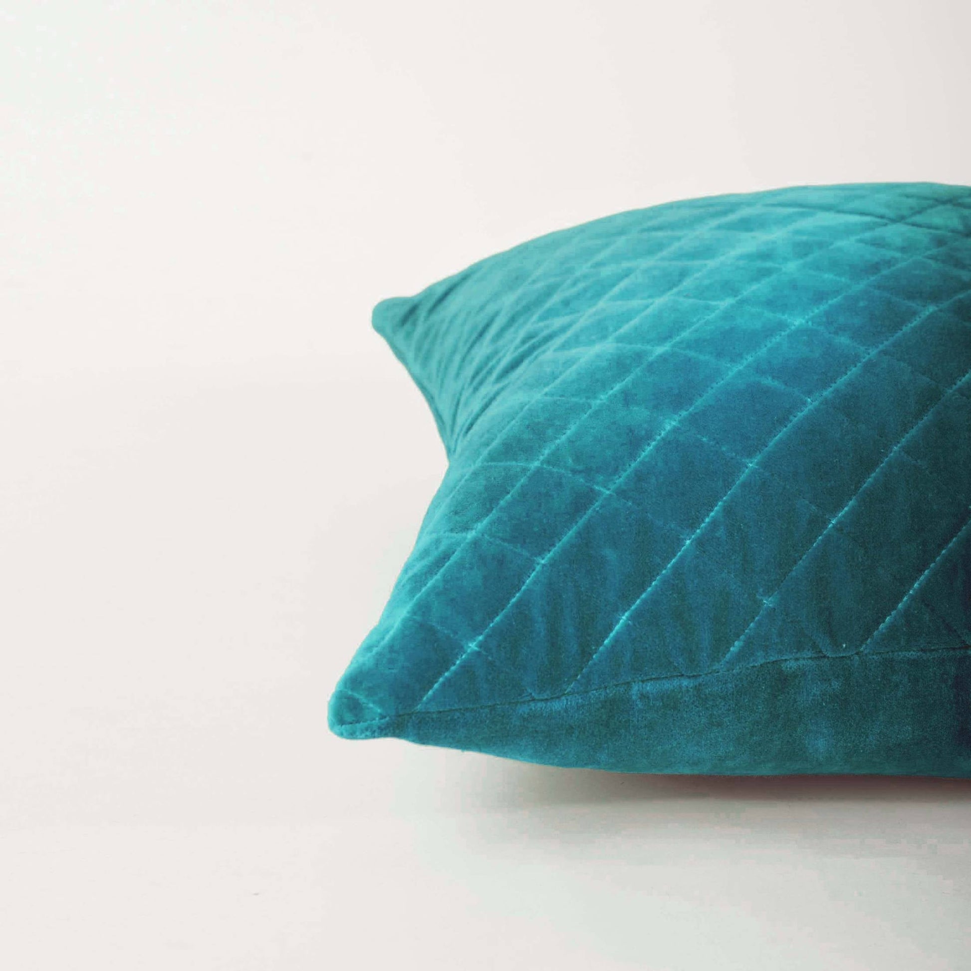Dark Turquoise Quilted Velvet Pillow Cover – 16×16 & 18×18 – Vliving