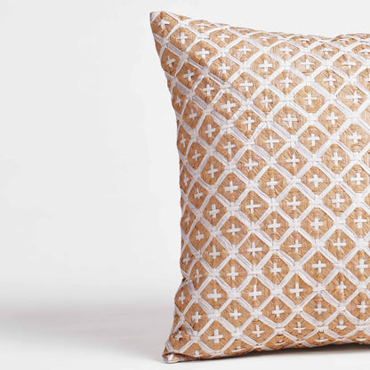 Pure Elements Hand-Interlaced Faux Raffia Pillow Cover 18x18