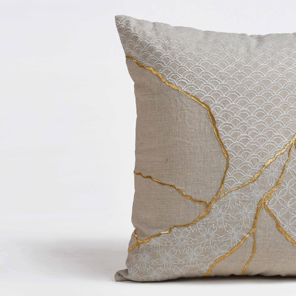 KINTSUGI Embroidered Linen Pillow Cover – 18x18 Inch, Gold & White Embroidery, Big Mend