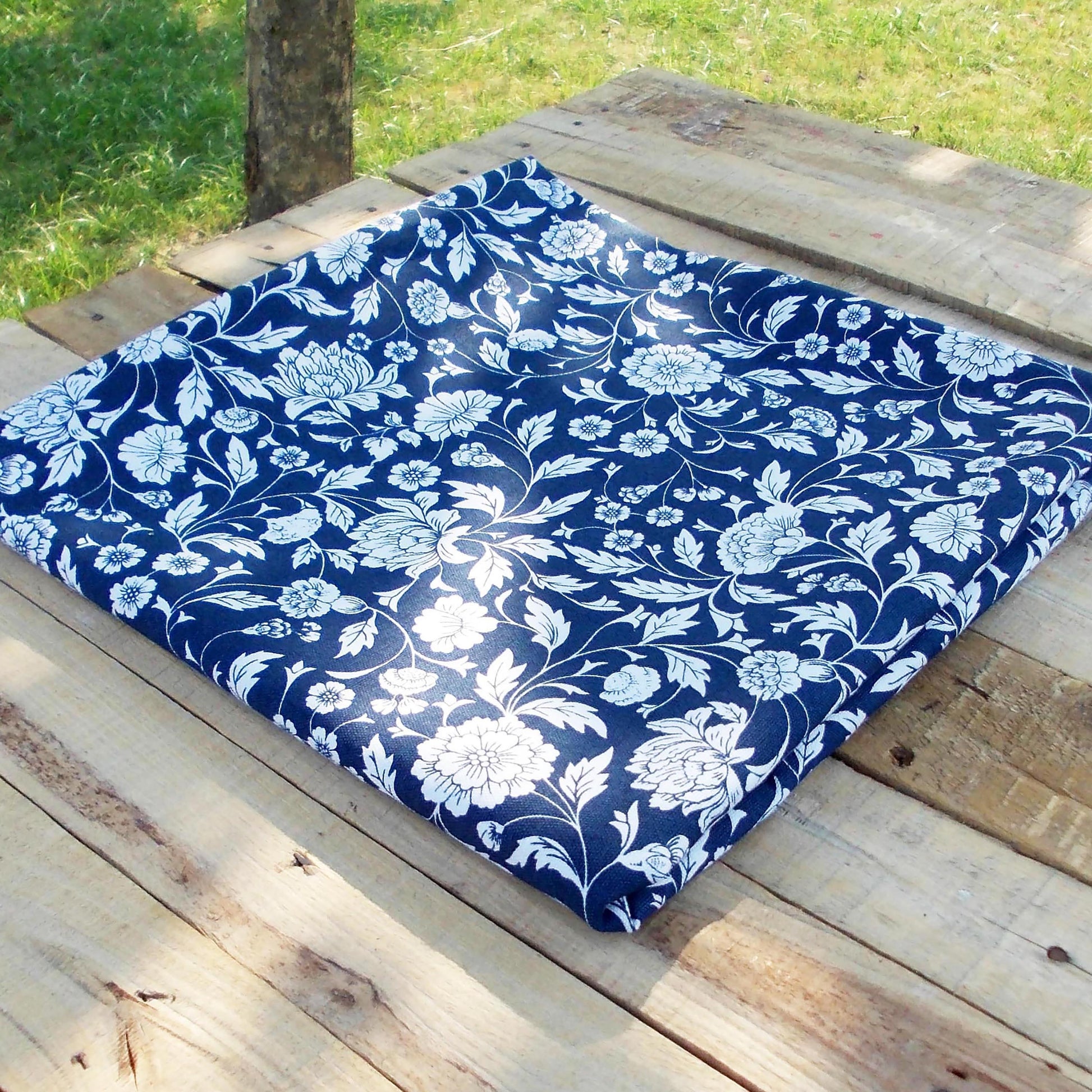 Indigo Kalamkari Handcrafted Cotton Tablecloth for Elegant Dining