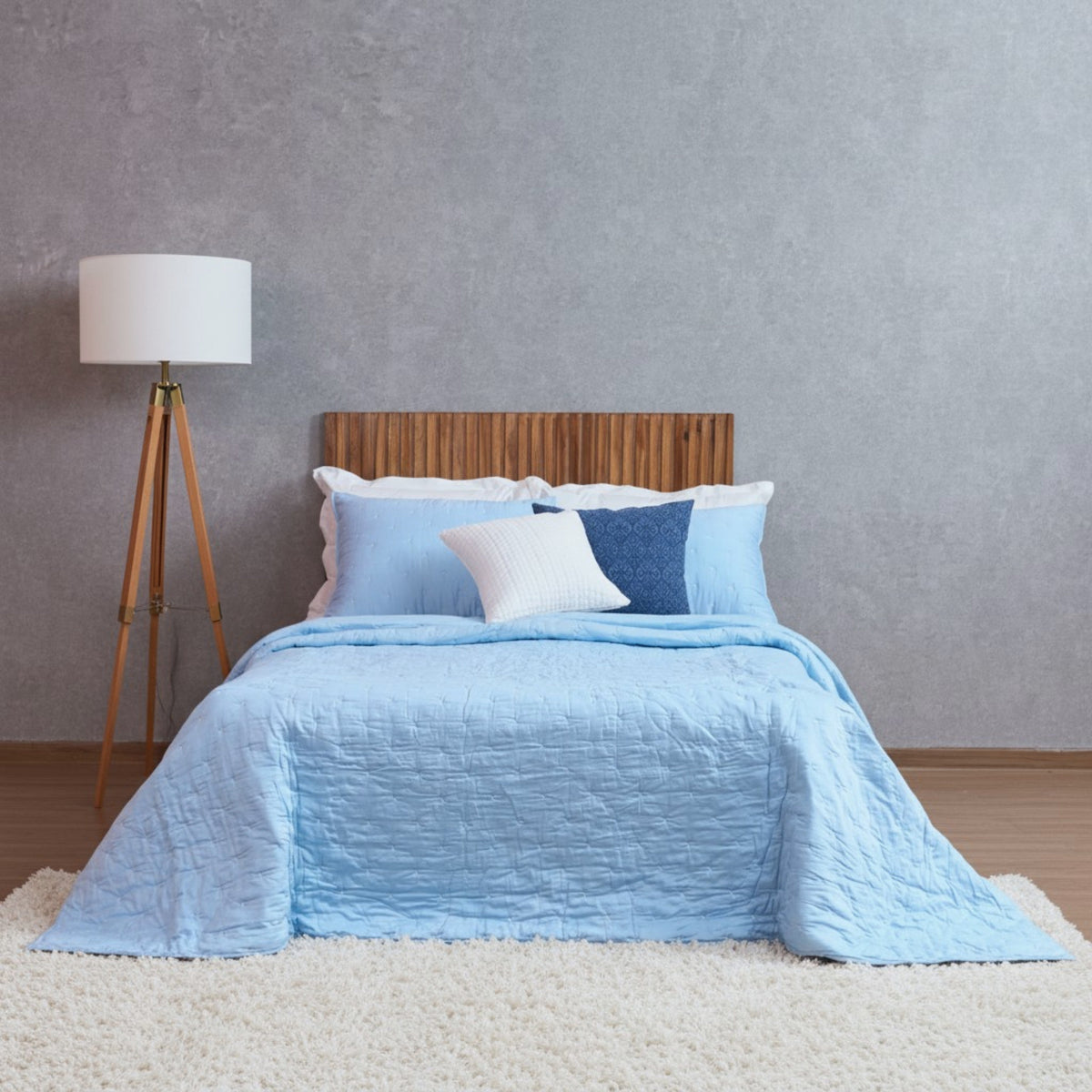 Sky Blue 300TC Fine Cotton Quilted Bed Set – Diamond Pattern Tuck Quilting