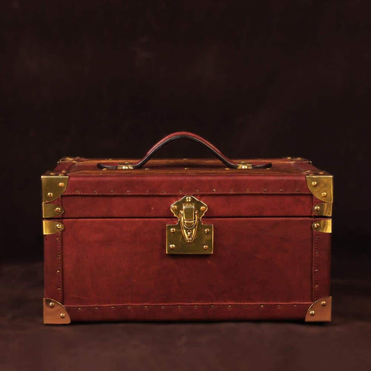 Elegant Brown Glory Luxury Jewelry Trunk with Brass Accents
