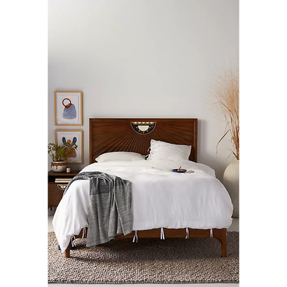 Daybreak Bed