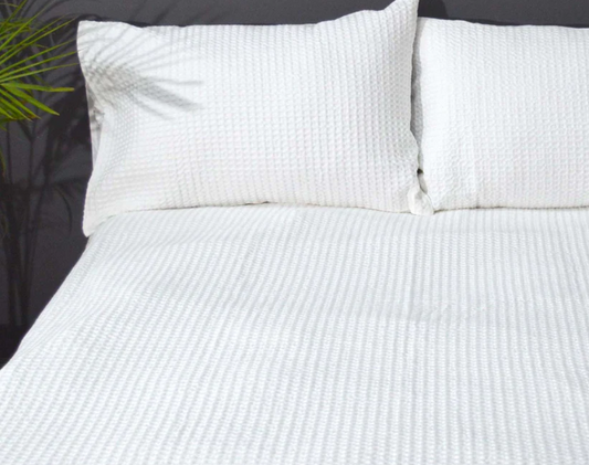 Waffle Duvet cover set, Duvet with 2 pillow covers pure cotton, white colour, sizes available