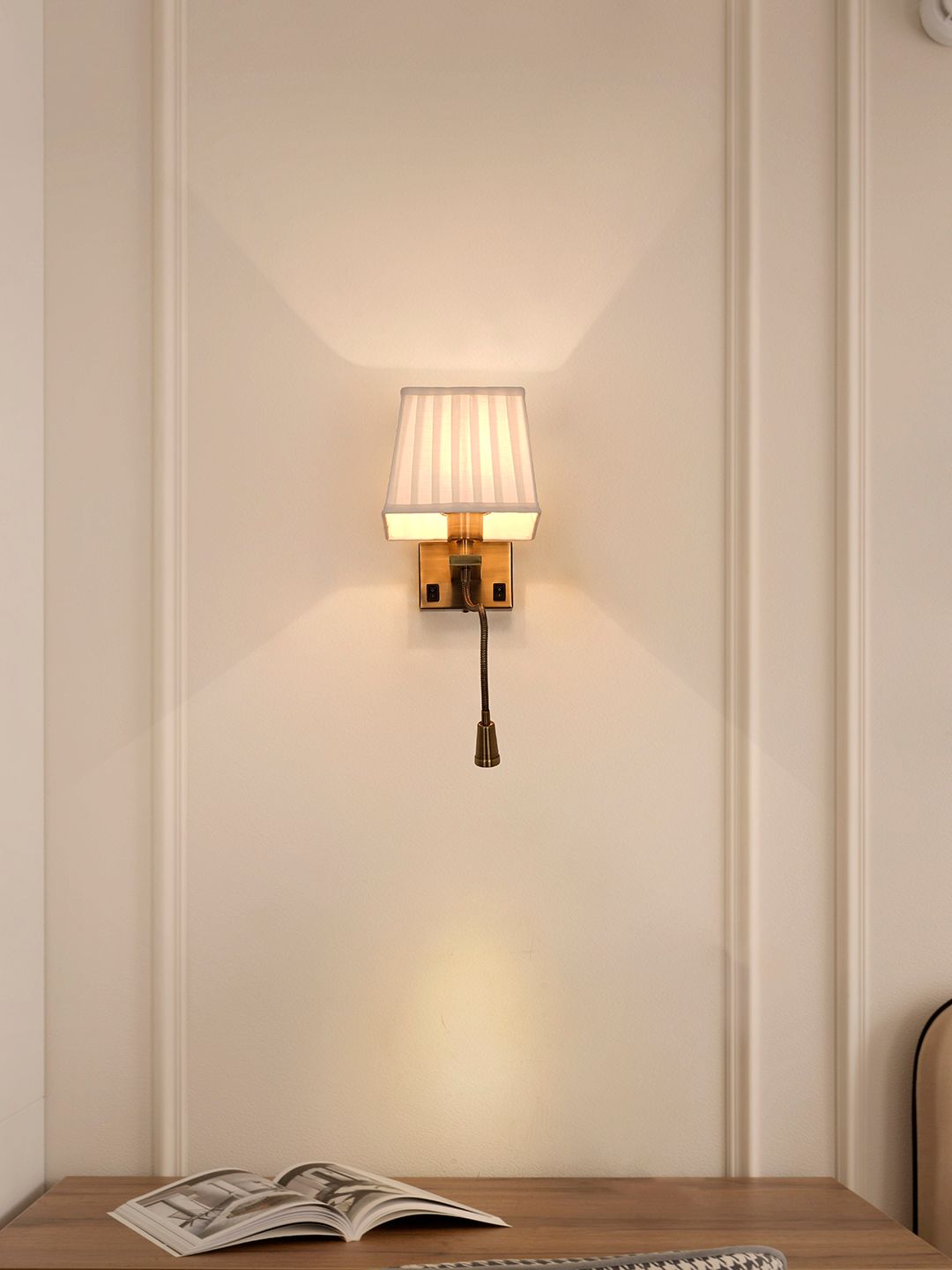 Elegant Antique Brass Transitional Wall Sconce with Flexible LED Reading Light
