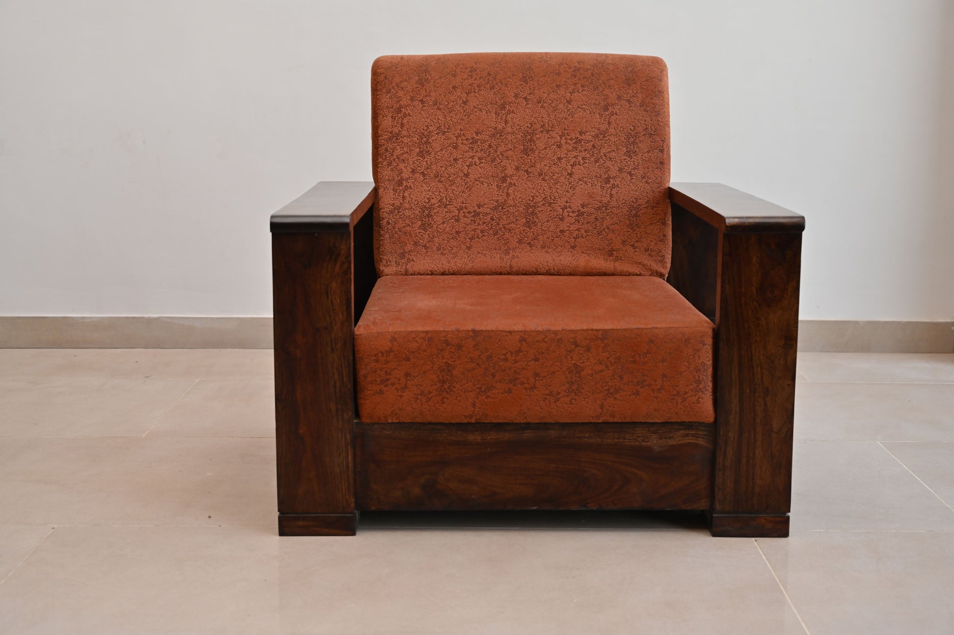 Dhana back covered sofa set close up