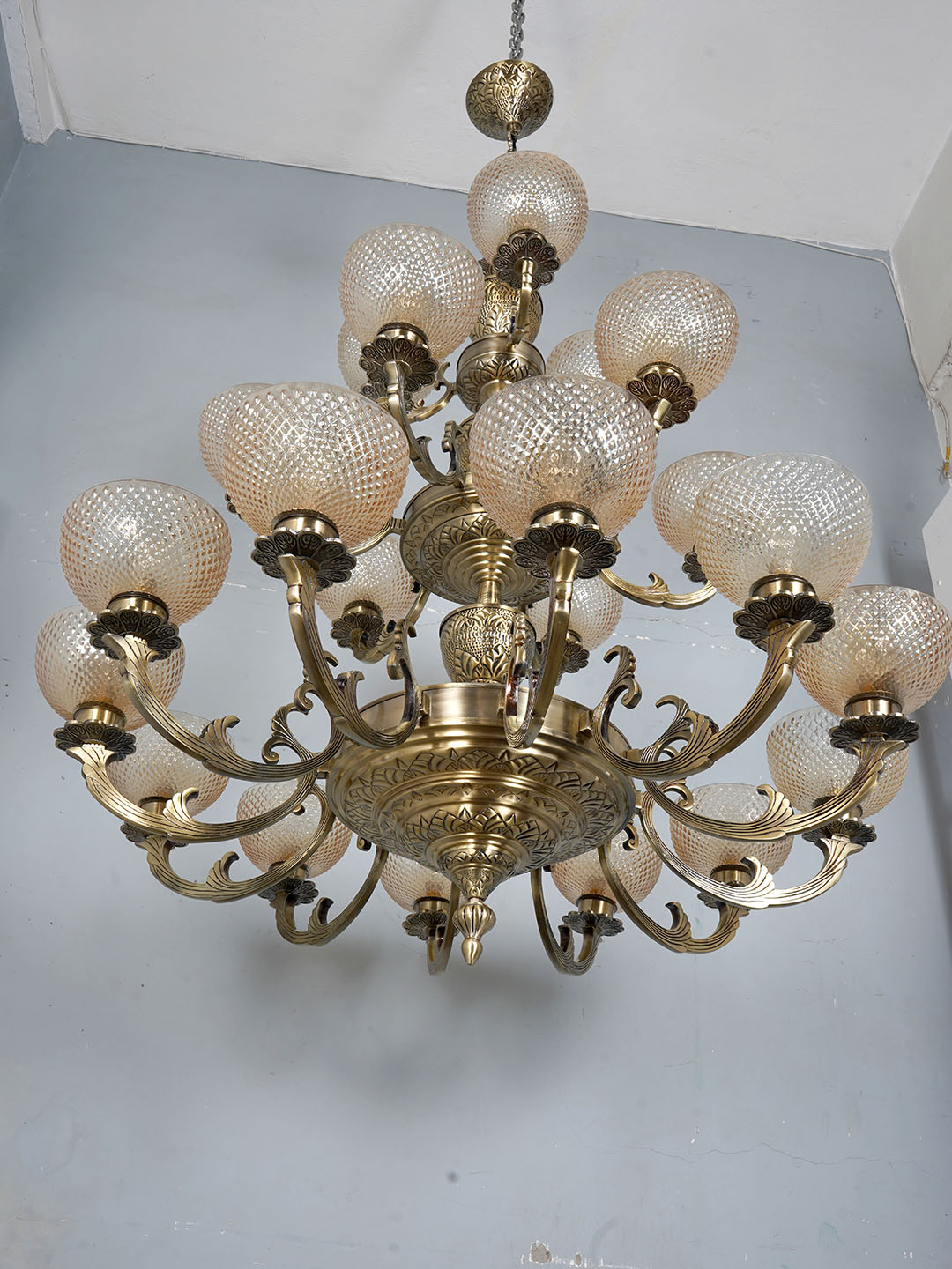 Grand Meena Aluminium 21-Light 3-Tier Chandelier, Antique Brass Golden Cut Glass