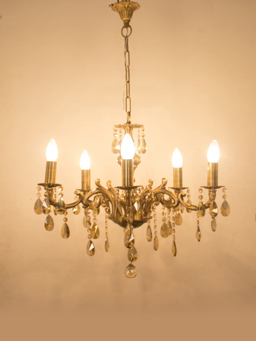 Elegant 5-Light Honey Crystal Brass Chandelier: Traditional Candelabra Style for Grand Spaces