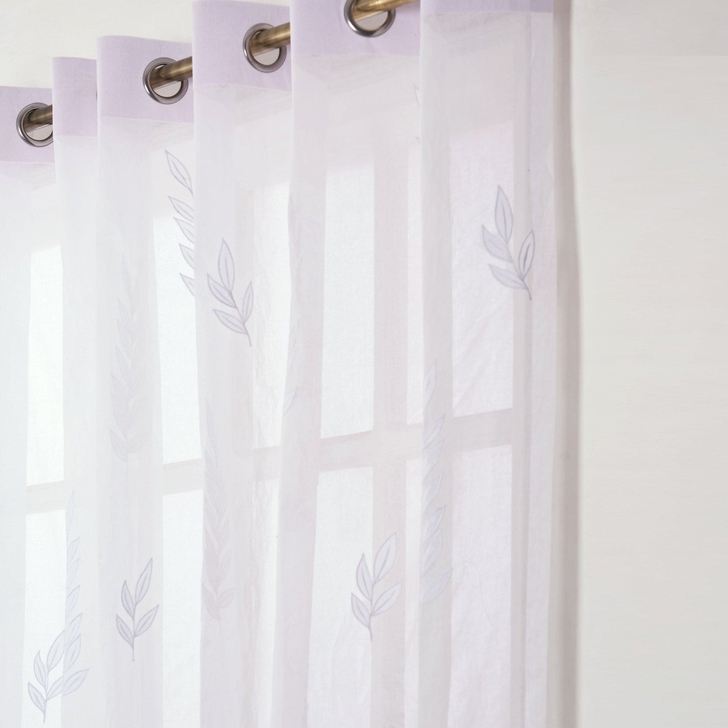 White Organdy Leaf-Embroidered Sheer Curtain with Applique – 52x63 & 52x84