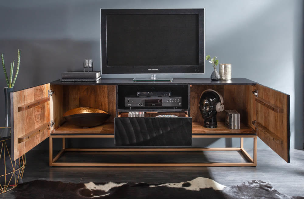 2 door 1 drawer and 1 shelf space TV console