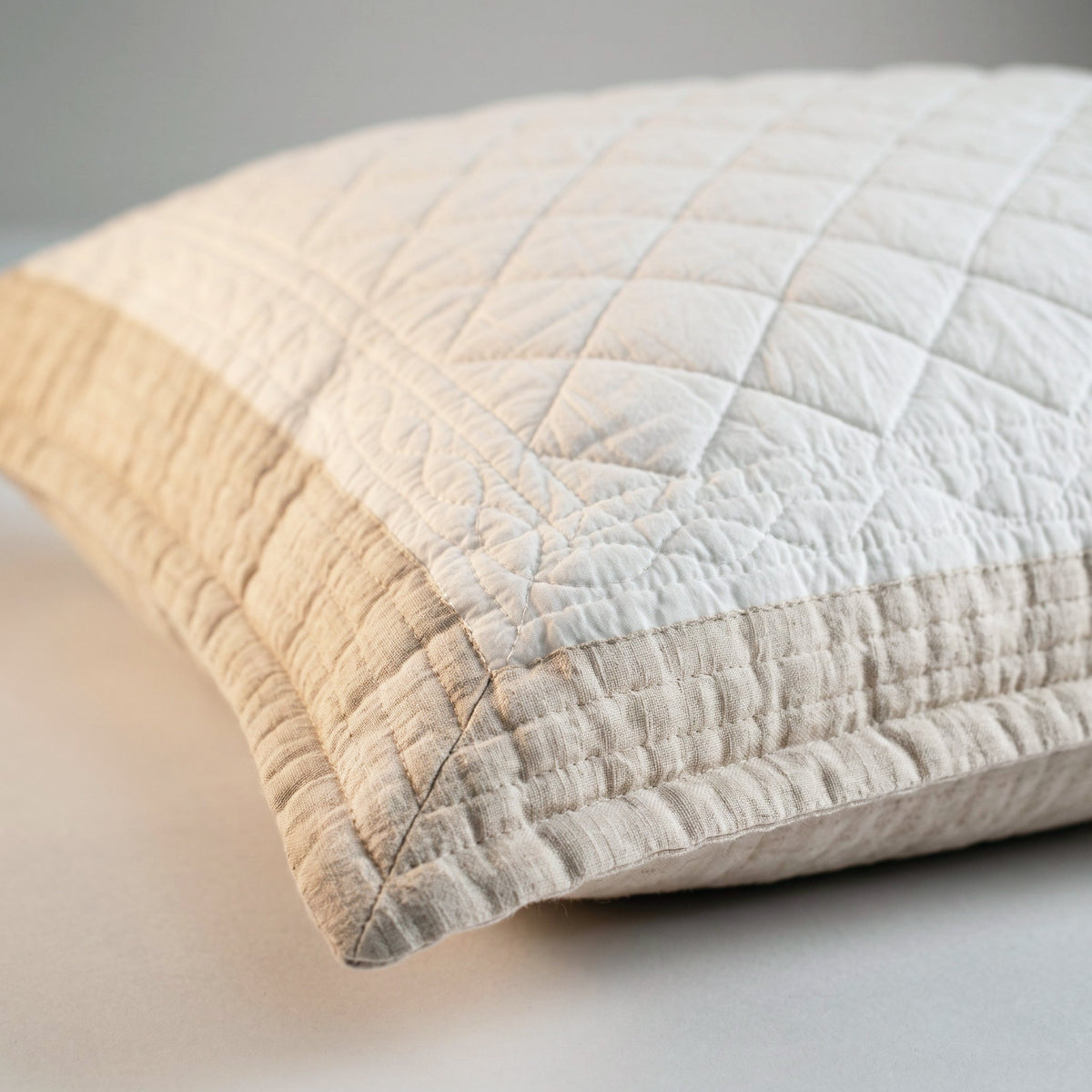 Shwet Natural & White Hand-Quilted Cotton Bed Set | Diamond Pattern | Quilt & Pillow Cases | Twin, Queen & King