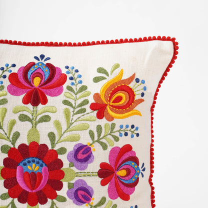 MATYO - Embroidered Bed Runner Set – Off white with multicolour Embroidery and tassel