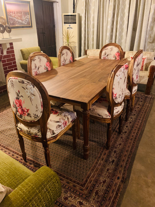 Six seated dining set