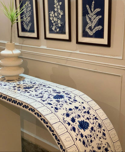 Qinghua modern entryway console