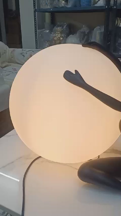Humanoid Sculpture lamp