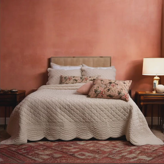 Amour Scalloped Quilt Bed Set | Beige Linen-Cotton Blend | Diamond Quilting | Handmade