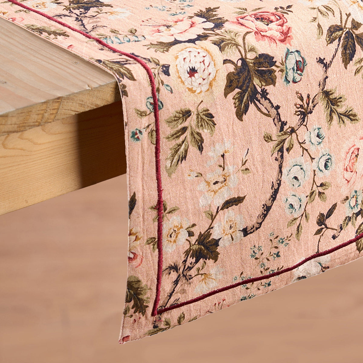 Amour – Blush Linen & Cotton Table Runner with Vintage Rose Print