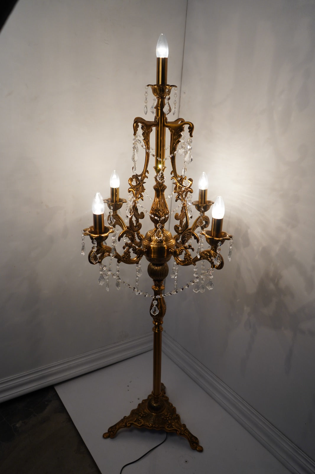 Aluminium and Crystals Floor Lamp