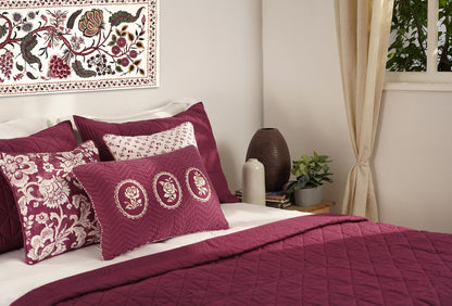 PLUM cotton Quilt with 2 coordinated pillow cases, Sizes available