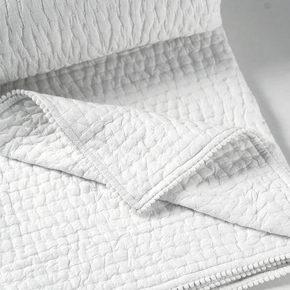SHWET - White Quilt with coordinated Pillow covers, kantha bedding, Stripe quilting, 100% cotton