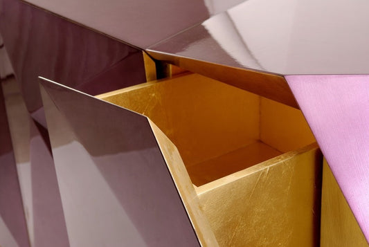 Luxury Diamond Cut Sideboard: Sculpted Doors, High-Gloss Finish, Customizable Colors
