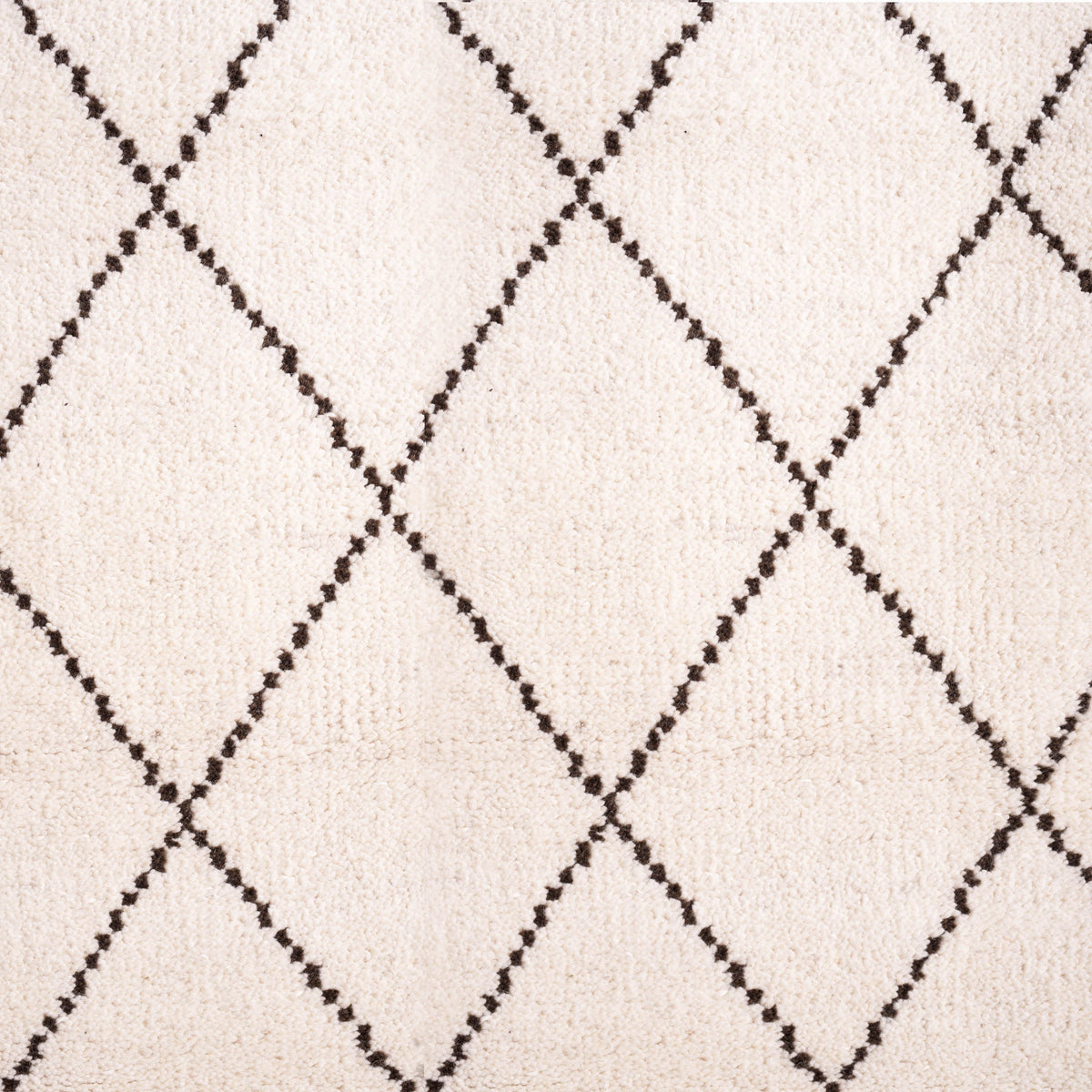 Moroccan Hand Tufted Wool Blend Carpet | Diamond Pattern | Grey, White & Rust | 3 Sizes
