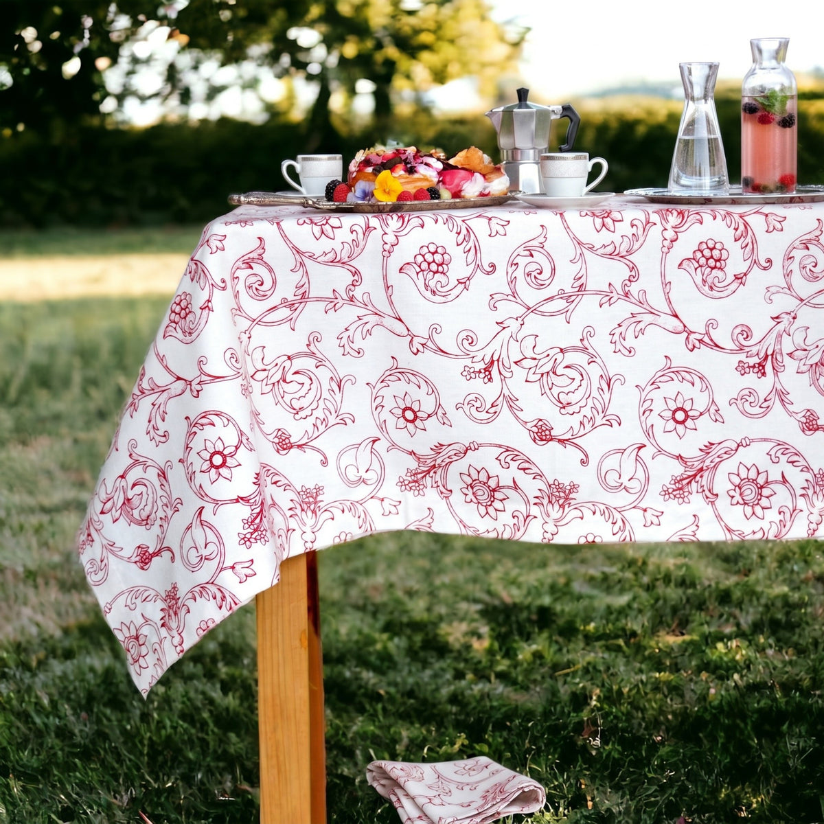 Red & White Victorian Swirl Print Cotton Tablecloth – 3 Sizes Available