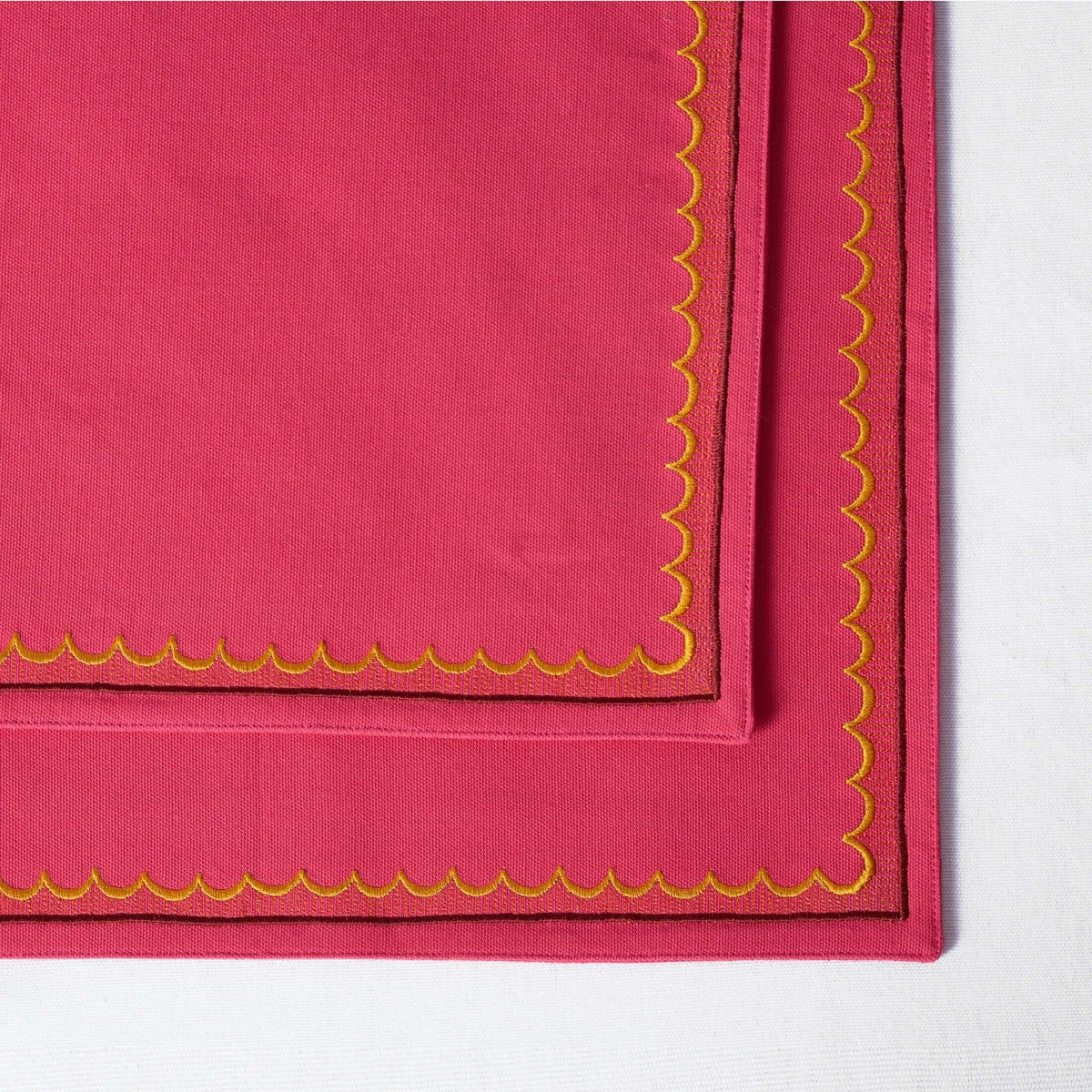 Kashidakaari Coral Red Placemat | Embroidered Scallop Border | Suzani-Inspired | 100% Cotton