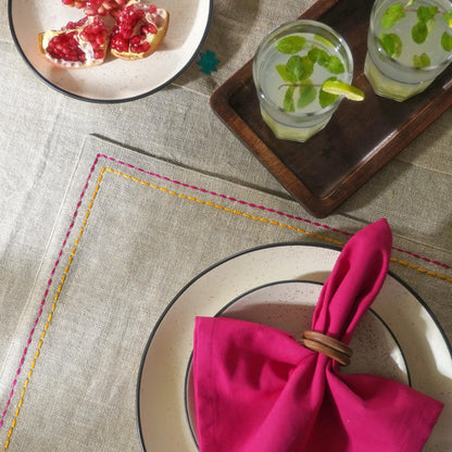 FOLK - Embroidered Linen Placemat Set
