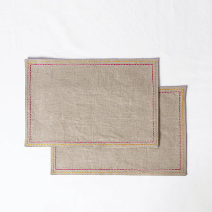 FOLK - Embroidered Linen Placemat Set