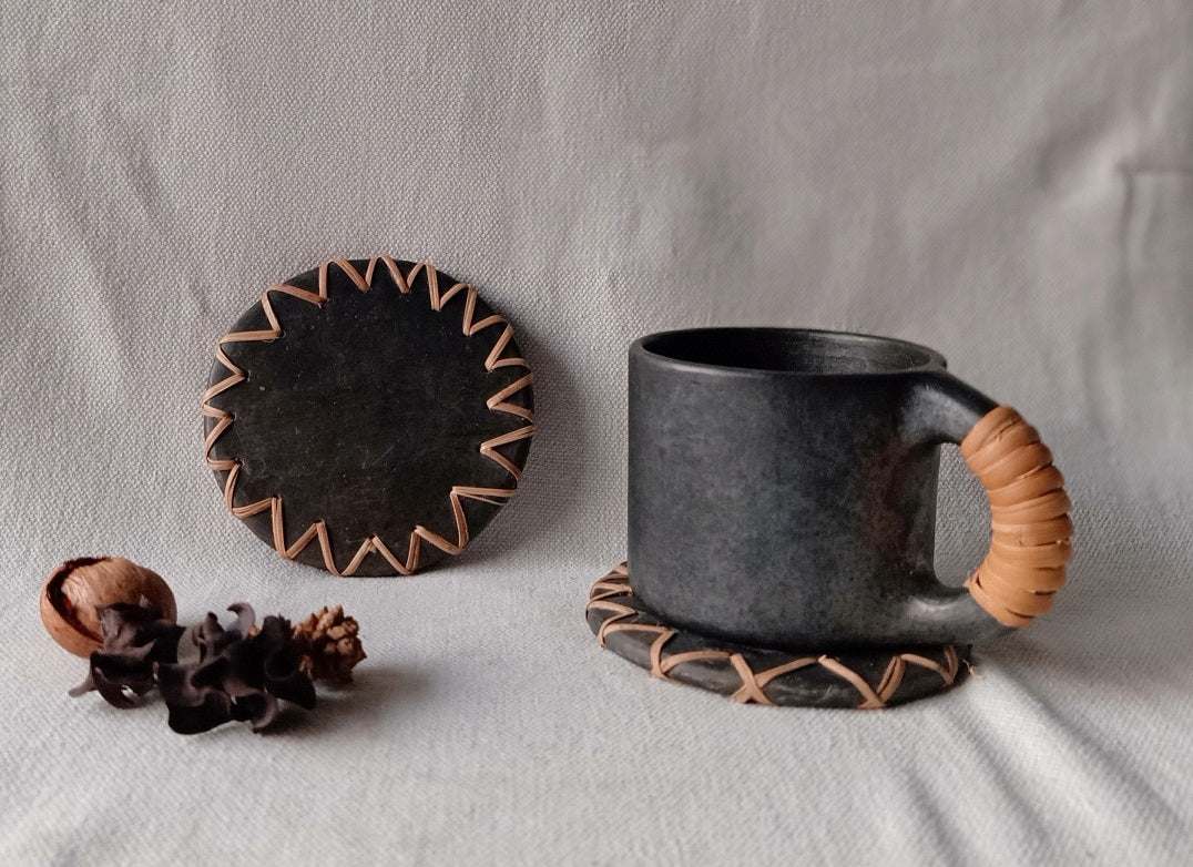 Longpi Black Pottery Coaster Round