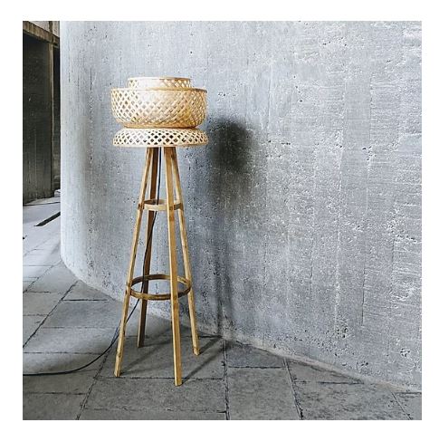 Lotus Floor Lamp in natural finish