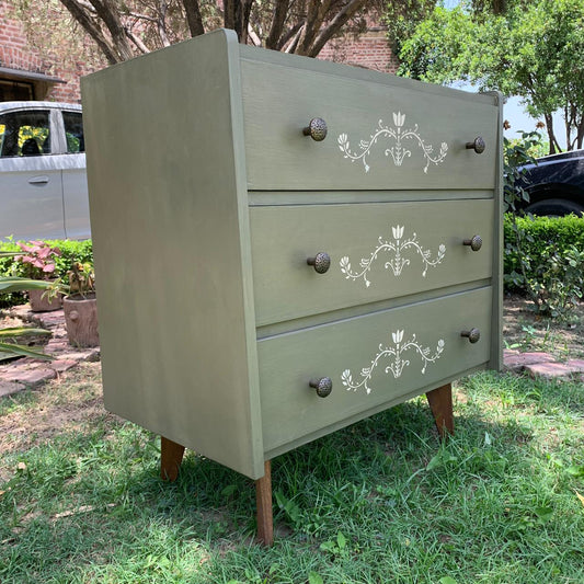 Parisian style Chest of drawers